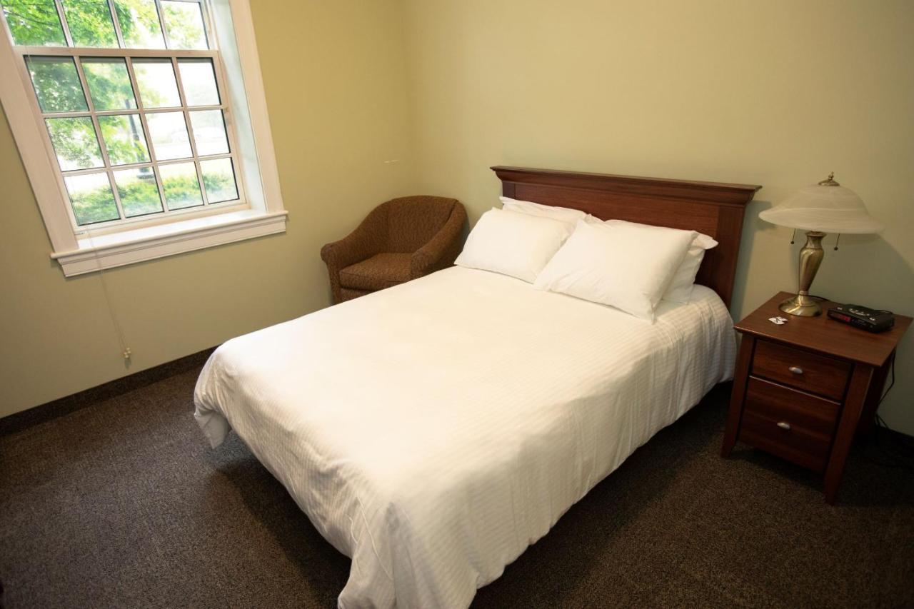 Stfx University Summer Hotel Antigonish Exterior photo